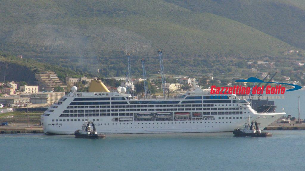 Quanto è Lunga Una Nave Da Crociera