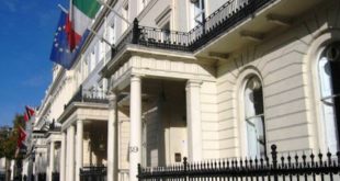 Gaeta in vetrina a Londra