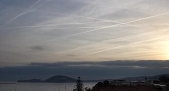 Scie chimiche nei cieli del Golfo, allarme o falsità?