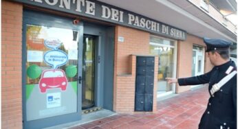 Colpo notturno in banca, arrestati mentre fuggono sulla pontina