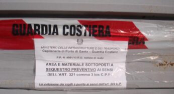 Sequestro di rottami ferrosi nel porto di Gaeta
