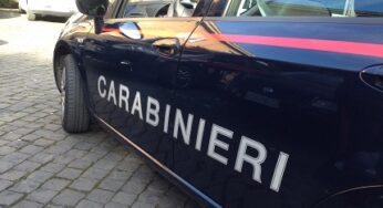 Giovane provoca lesioni ai Carabinieri intervenuti per impedirne il tentativo di suicidio