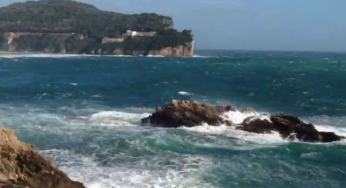Meteo, forte vento e mareggiate nel Golfo **Video**