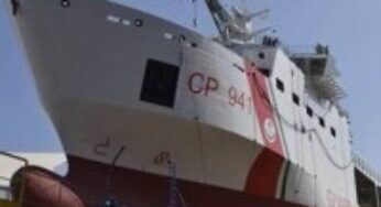 Gaeta, il pattugliatore “U. Diciotti” della Guardia Costiera in sosta durante lo YMF