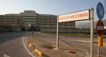 Fondi, ricoverato 16enne per coma etilico