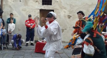 Il teatro Bertolt Brecht al raduno di Pulcinella