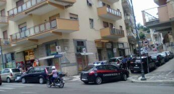 Gaeta, parcheggia al posto dei disabili e litiga con i vigili