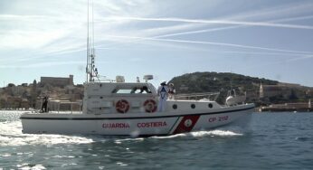 Inquinamento nel golfo, Guardia Costiera e Polizia Provinciale controllano 13 cantieri navali