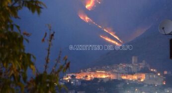 Pauroso incendio a Formia, le fiamme lambiscono Maranola