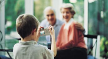 A Gaeta giochi, musica e balli organizzati dai Centri ricreativi per anziani per la Festa dedicata ai nonni