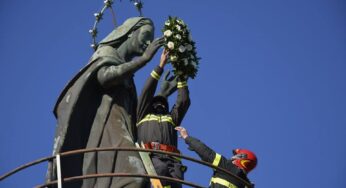 Immacolata, l’omaggio dei Vigili del Fuoco di Gaeta alla statua della Madonna (FOTOGALLERY)