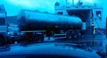 Ponza, emergenza acqua. Navi cisterna ferme a Napoli, da Formia arrivano le autobotti