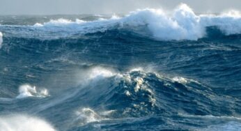 Mare mosso: Traghetto Ponza-Formia in ritardo. In dubbio la partenza delle 17:30