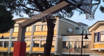 Gaeta, nuovi canestri e nuova illuminazione per il campo da Basket in piazza Trieste