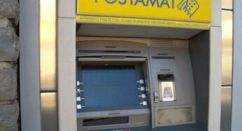 Gaeta, anziana chiede aiuto per prelevare. Itrano le ruba 580 euro