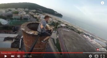 #Climber scala la ciminiera della vetreria di #Gaeta. Video incredibile!