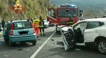 #Incidente mortale sulla superstrada: perde la vita una ragazza di 21 anni