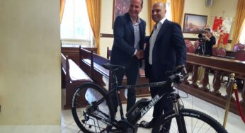 Gaeta, Comune ed Enel insieme per l’ambiente. Al via il bike-sharing elettrico