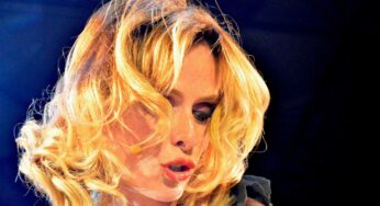 Gaeta: L’Arena Virgilio parte col botto. Sold out per Serena Autieri