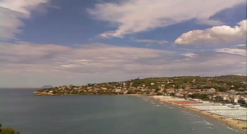 In spiaggia d’inverno: a Gaeta si può 