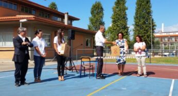 Inaugurazione dell’anno scolastico alla presenza del sindaco Cusani: Sperlonga Turismo consegna alla scuola 2 defibrillatori