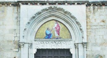 Fondi: L’Arcivescovo Luigi Vari apre la Porta Santa