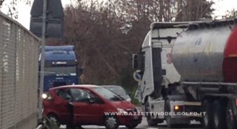 Gaeta, incidente sulla Flacca. Scontro tra auto e camion