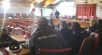 Formia/Controlli sulla raccolta differenziata, giornata di formazione per i Vigili Urbani