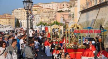 Gaeta: Santi Erasmo e Marciano, bancarelle e fuochi pirotecnici oltre a tanta solennità