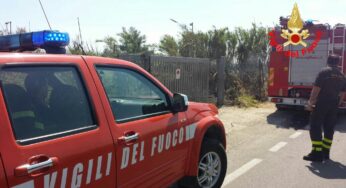 Gaeta: fiamme in via Sant’Agostino. A fuoco sterpaglie e una roulotte 
