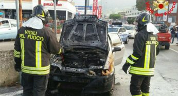 Auto in fiamme a Formia, intervengono i Vigili del Fuoco