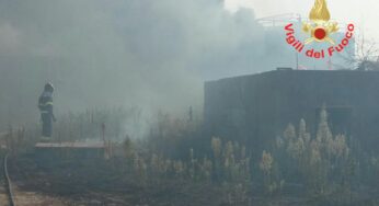 Incendi, eternit in fiamme 