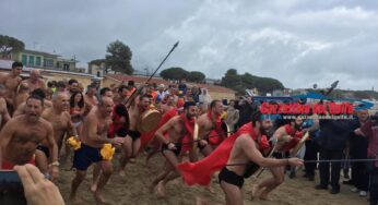 Tuffo di Capodanno nel mare di Gaeta (#video-#foto)