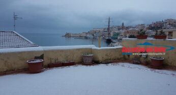 Gaeta si sveglia sotto la neve: guarda le foto