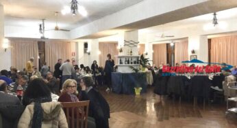 Gaeta, allegria e beneficenza: La comunità della Parrocchia SS. Cosma e Damiano insieme per “ComuniPizza”