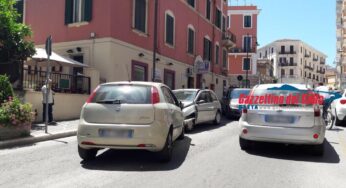 Gaeta, incidente frontale su Corso Cavour: traffico in tilt