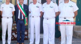 L’Ammiraglio Ispettore Capo Giovanni Pettorino visita gli uffici del Compartimento marittimo di Gaeta