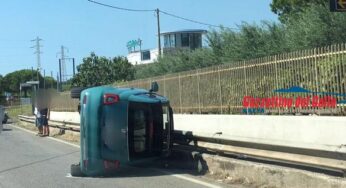 Incidente a Formia, auto si ribalta sulla superstrada