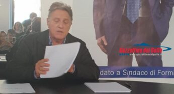 Formia, conferenza stampa di Gianfranco Conte