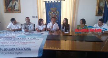 Presentata in Sala Sicurezza la Traversata del Golfo Formia-Gaeta: la sfida dell’Iron Man e triatleta formiano Erasmo Marciano