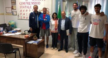 “Il basket a Scauri – volti e storie”, incontro con l’autore per gli alunni della scuola media Fedele di Scauri