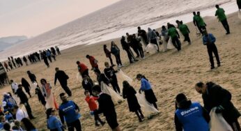 Fondi, un esercito di volontari a Capratica per pulire la spiaggia