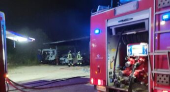 Incendio a Sabaudia, ferita una persona