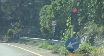Semafori non sincronizzati e lunghe code sulla Flacca (VIDEO)