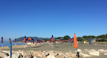 Spiagge libere, sequestrato stabilimento balneare abusivo
