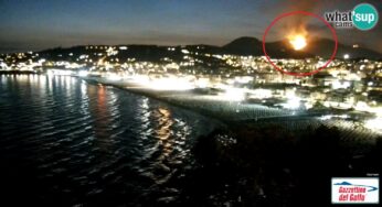 Incendi nel Golfo, guarda live la webcam