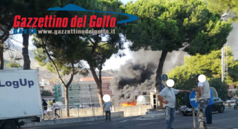 Formia, incendio in Largo Paone