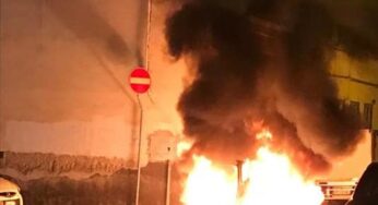 Formia, auto in fiamme in via Rubino (#Video – #Foto)
