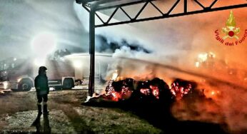 Azienda agricola in fiamme