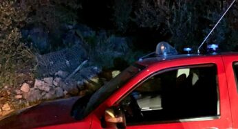 Sperlonga, a fuoco la collina sopra il lago San Puoto
